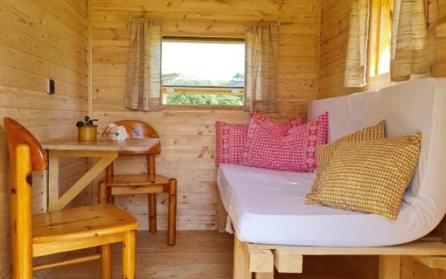 Gemutlicher Schaferwagen Im Grunen-Schaferwagen 44