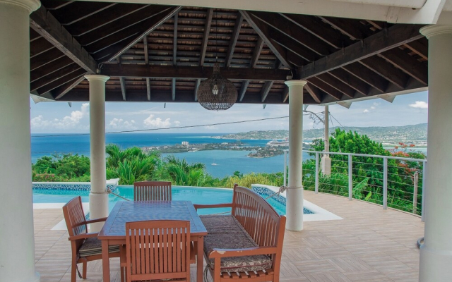 Seaview Villa