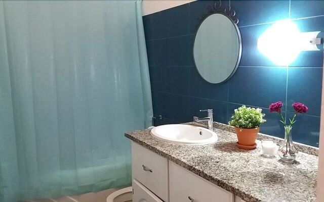 At Ease Inn - Residence