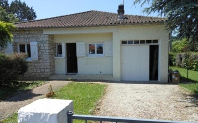 Gîte Trélissac, 3 pièces, 4 personnes - FR-1-616-74