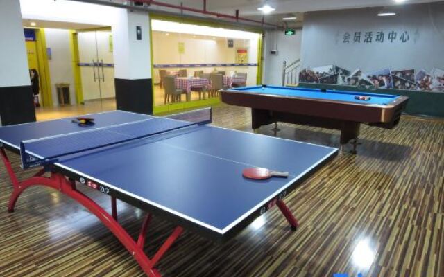 7Days Inn Hotel (Longyan Railway Station Zhongshan Road Pedestrian Street)