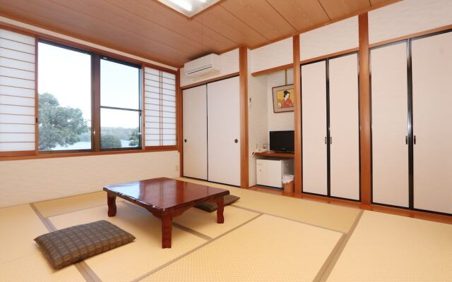 Ichiraku Onsen Hotel