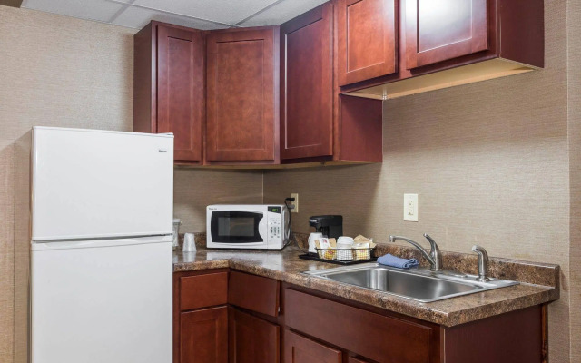 Quality Inn & Suites