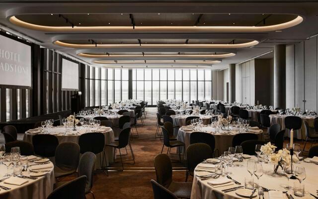 Hotel Chadstone Melbourne MGallery