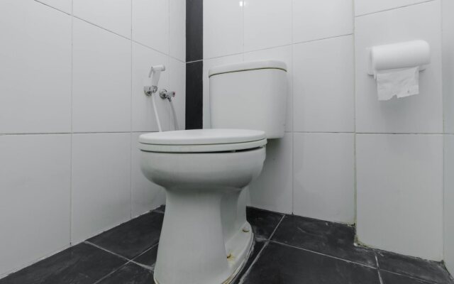 Avalon Kelinci by RedDoorz