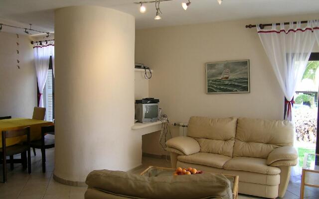 109D - Three Bedroom