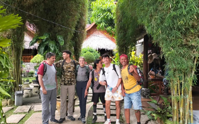 Junia Guesthouse Bukit Lawang