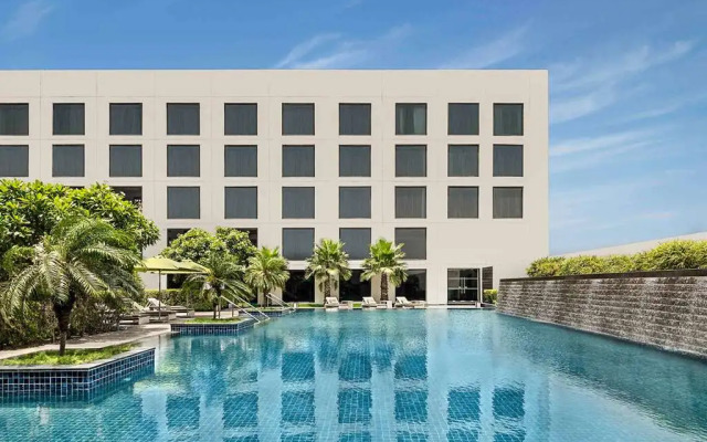 Pullman New Delhi Aerocity Hotel