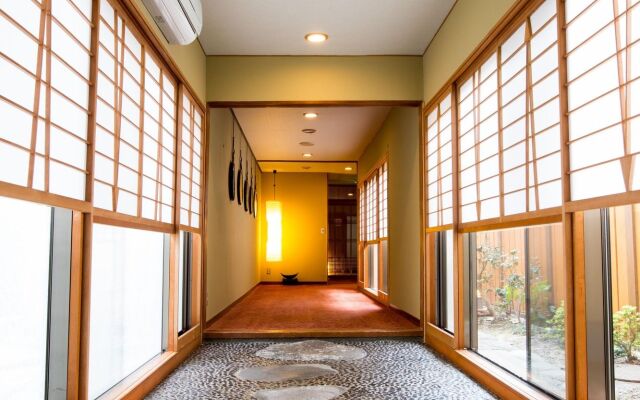 Hotel Hagoromo