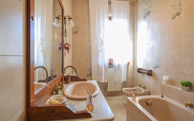 Amazing Home in Camaiore With 3 Bedrooms