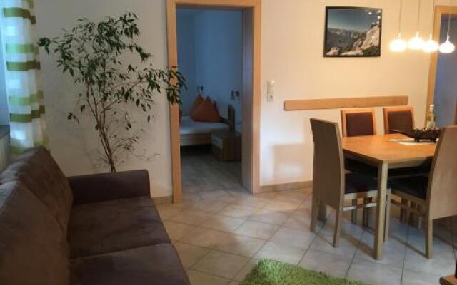 Ferienwohnung Holzknecht
