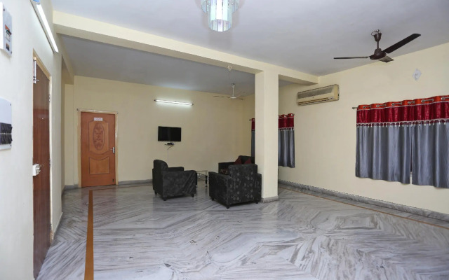 OYO 9220 near Salt Lake Sector 1