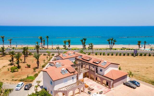 Kate's Latchi Beachfront Studio Apartment 1 by Ezoria