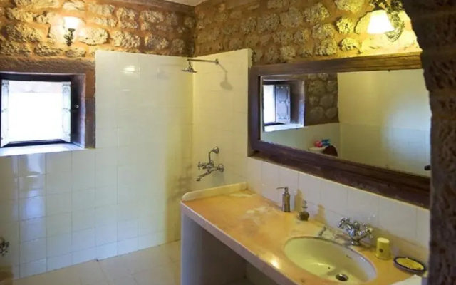 Chandelao Garh Hotel