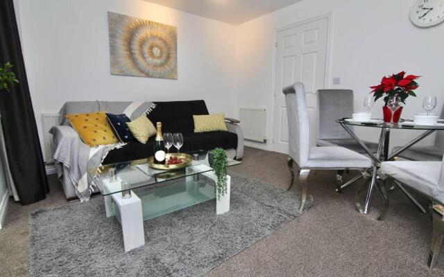 Daimler House - Cosy Home Near Coventry City Centre