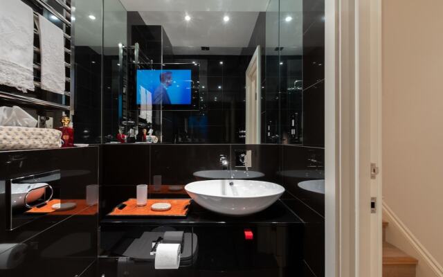 2 Bdr South Kensington by the Residences