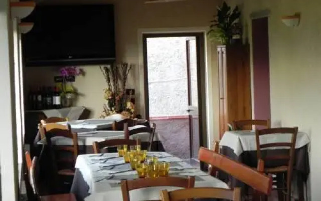 Albergo Chiar Di Luna