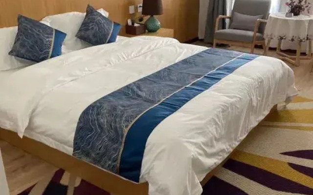 Dali City Shuanglang Town Six rooms Inn