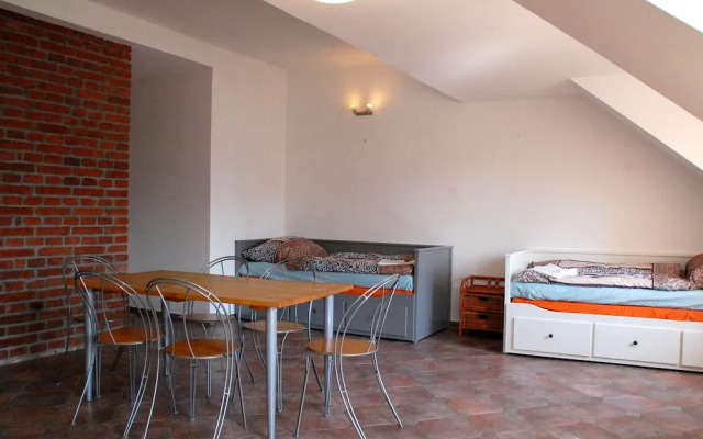 True Old Town Square Apartments
