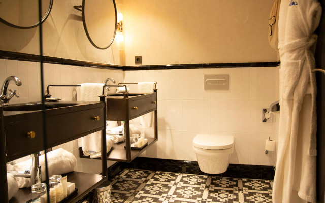 Indigo Madrid - Gran Via by IHG
