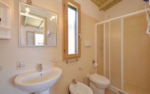 Well-Kept Bungalow with AC on the Beautiful Adriatic Coast