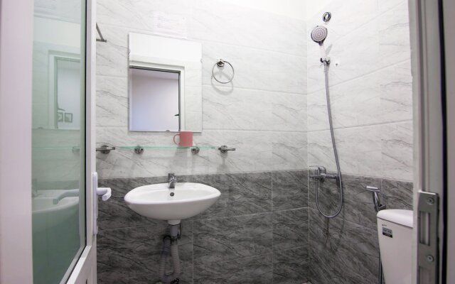 OYO 608 Gaia House Dalat