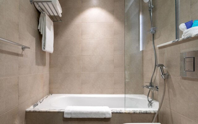 Dream Inn - Paramount Tower