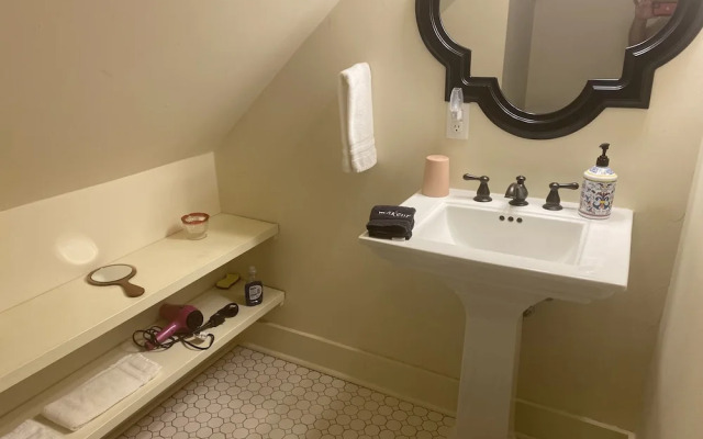 Janssen Park Place B&B