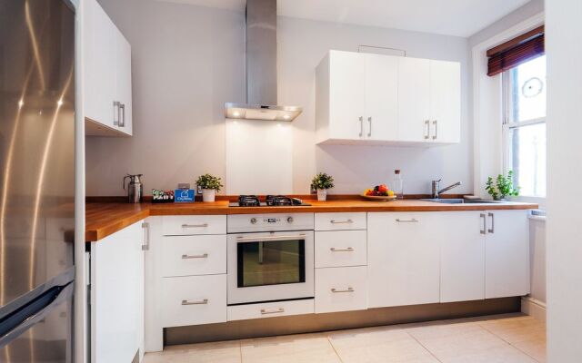 The Drayton Gardens Residence - DF1