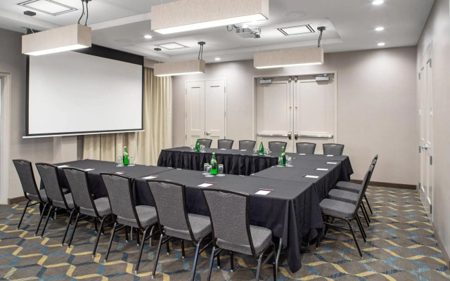 Residence Inn by Marriott Toronto Mississauga West