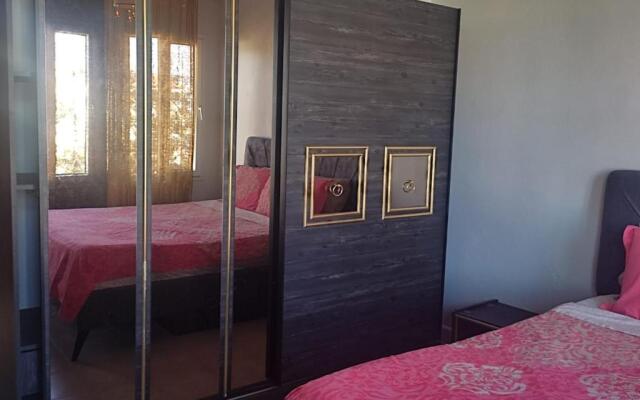 Dreamy Villa With Shared Pool and Garden in Hatay