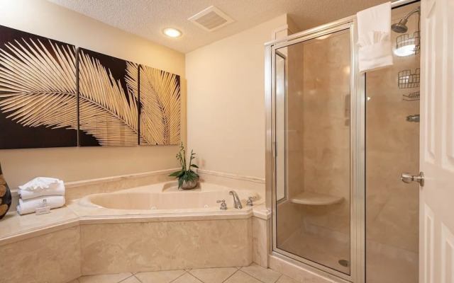 Phoenix Ix 703 2 Bedroom Condo