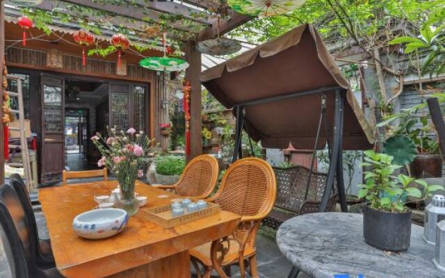Wuzhen Jinye House