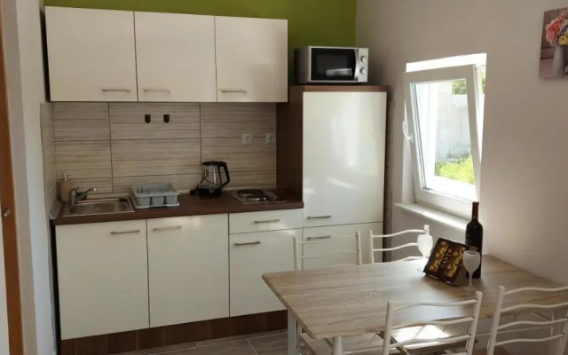 Studio apartman Palmira