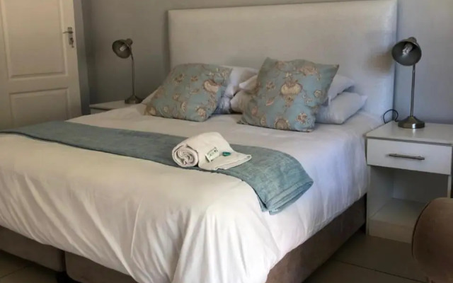 Odelia Guest House