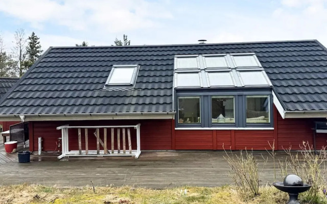 6 Person Holiday Home in Ebeltoft