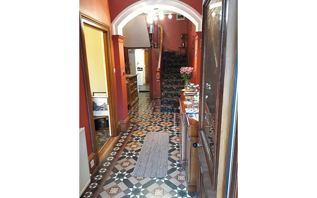 Cedar Villa Guest House