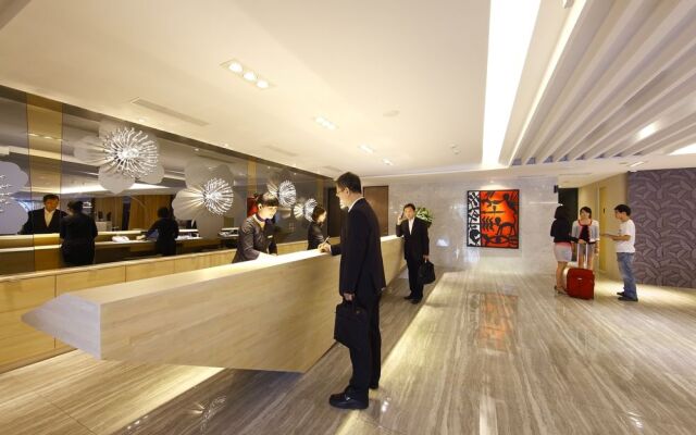 Day Plus Boutique Hotel