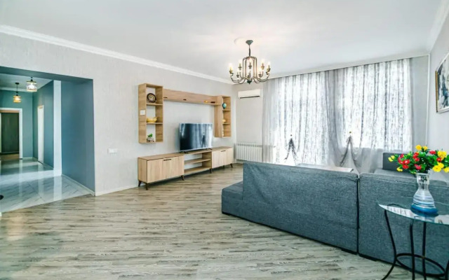 Nizami Küçəsi Bedrooms 3