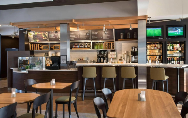Courtyard by Marriott Boston Norwood/Canton