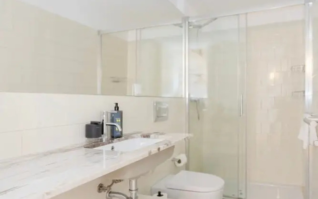 Liiiving in Porto - Mezzanine Delight Apartment