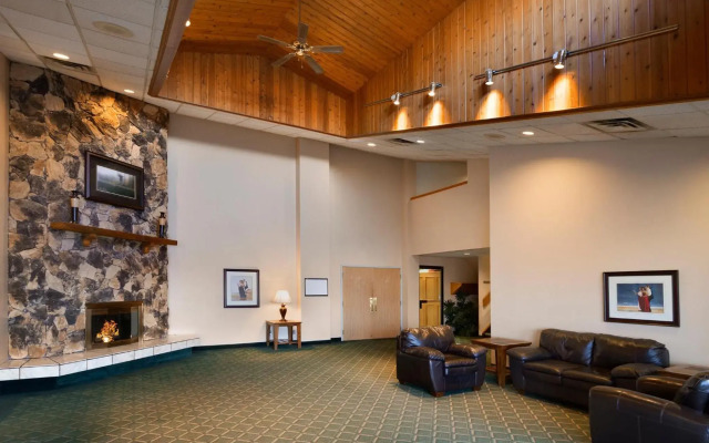 Northern Star Hotel & Convention Center