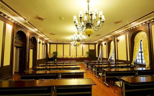 Sports Club Hotel - Shanghai