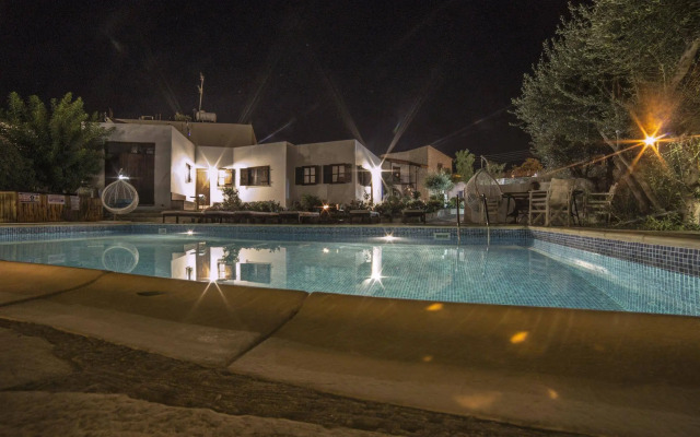 Meleni Cottage Houses