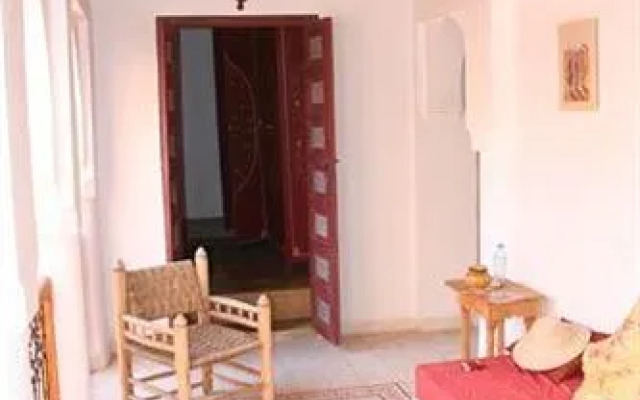 Riad Ineslisa