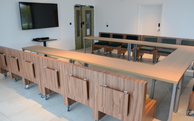 LIVE Hotels Bordeaux Lac