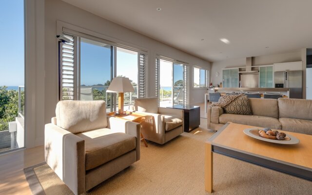 Sea Breeze Lodge