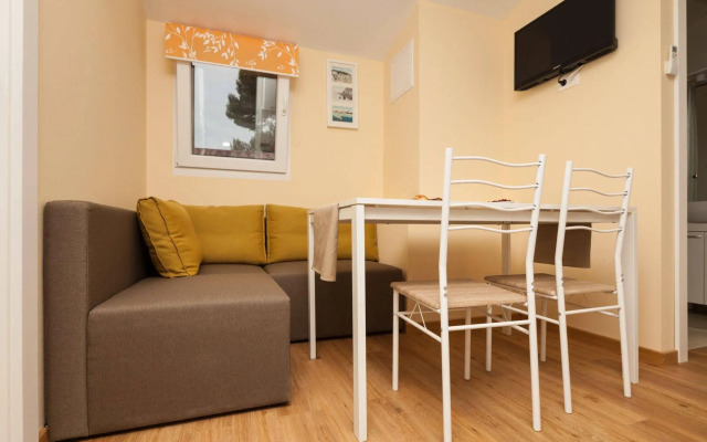 Zaton Holiday Resort Camping homes