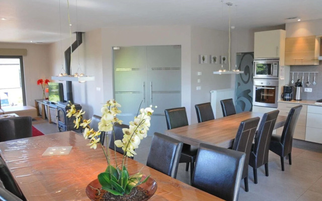 Holiday Home in Noiseux With Garden