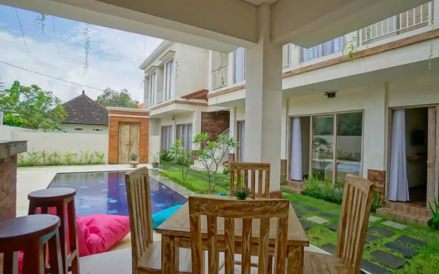 OYO Flagship 90837 Maharani Residence